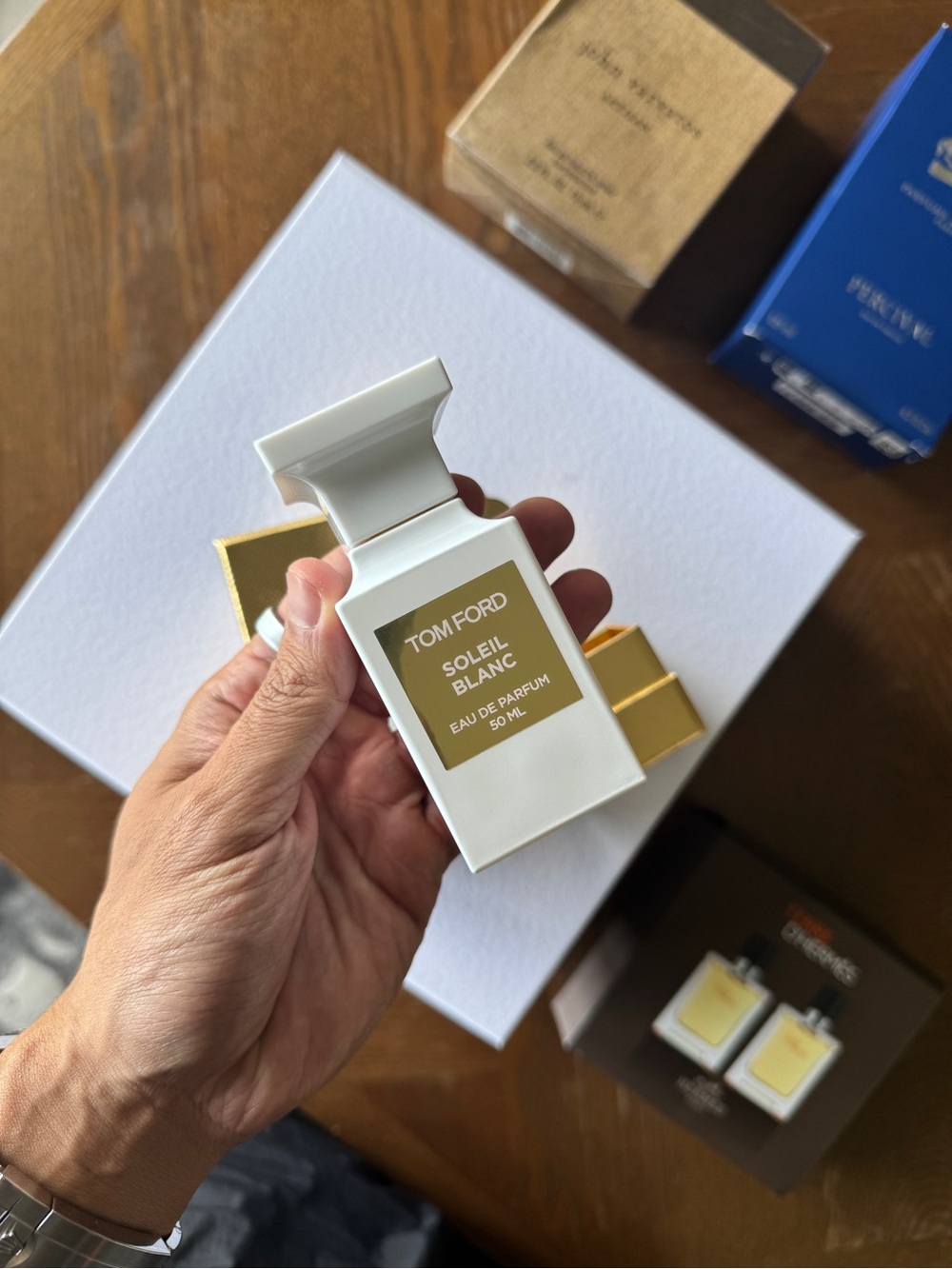 Tom Ford Soleil Blanc White & Gold Perfume Bottle